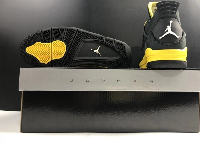 Bmlin Jordan Air 308497-008 Thunder Retro 4 0714